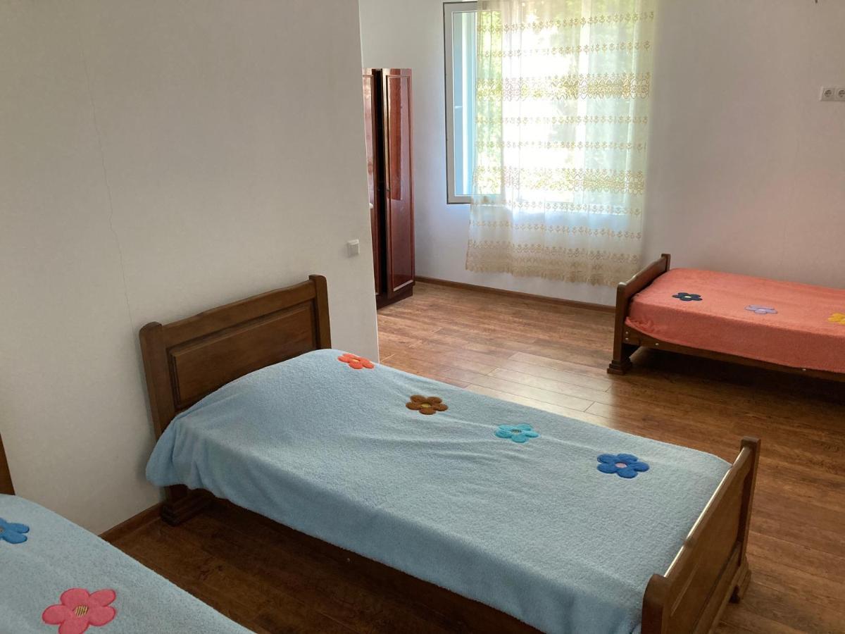 Guest House Maxim 马钦加里 外观 照片