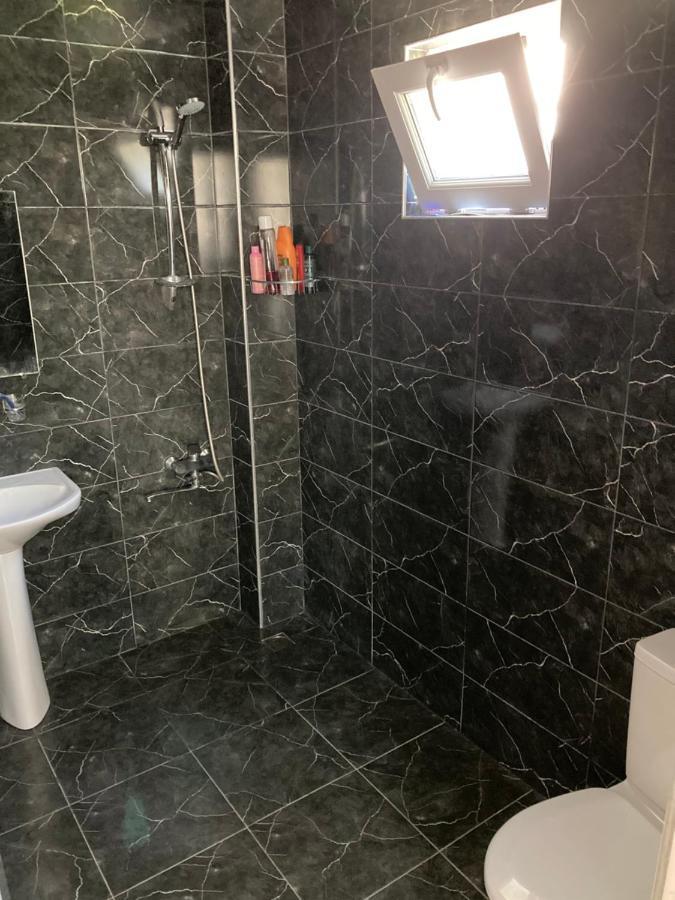Guest House Maxim 马钦加里 外观 照片