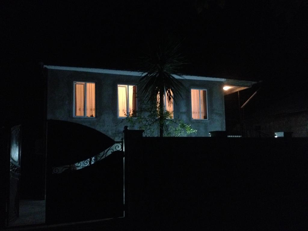 Guest House Maxim 马钦加里 外观 照片